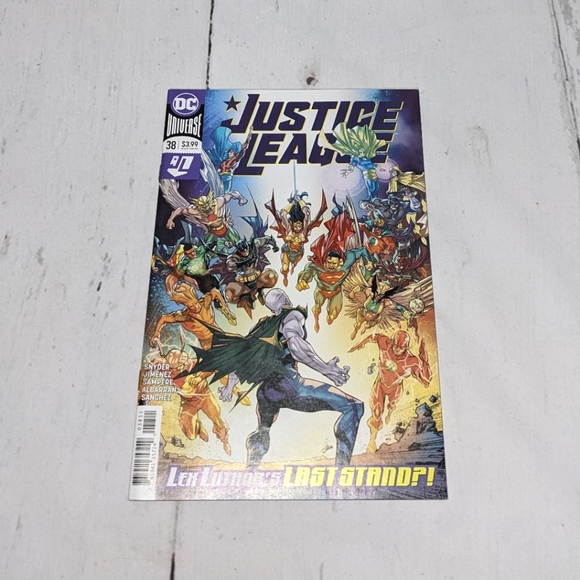 JUSTICE LEAGUE #38 Lex Luthor's Last Stand?! Graphic Novel Comic Book - Picture 1 of 6